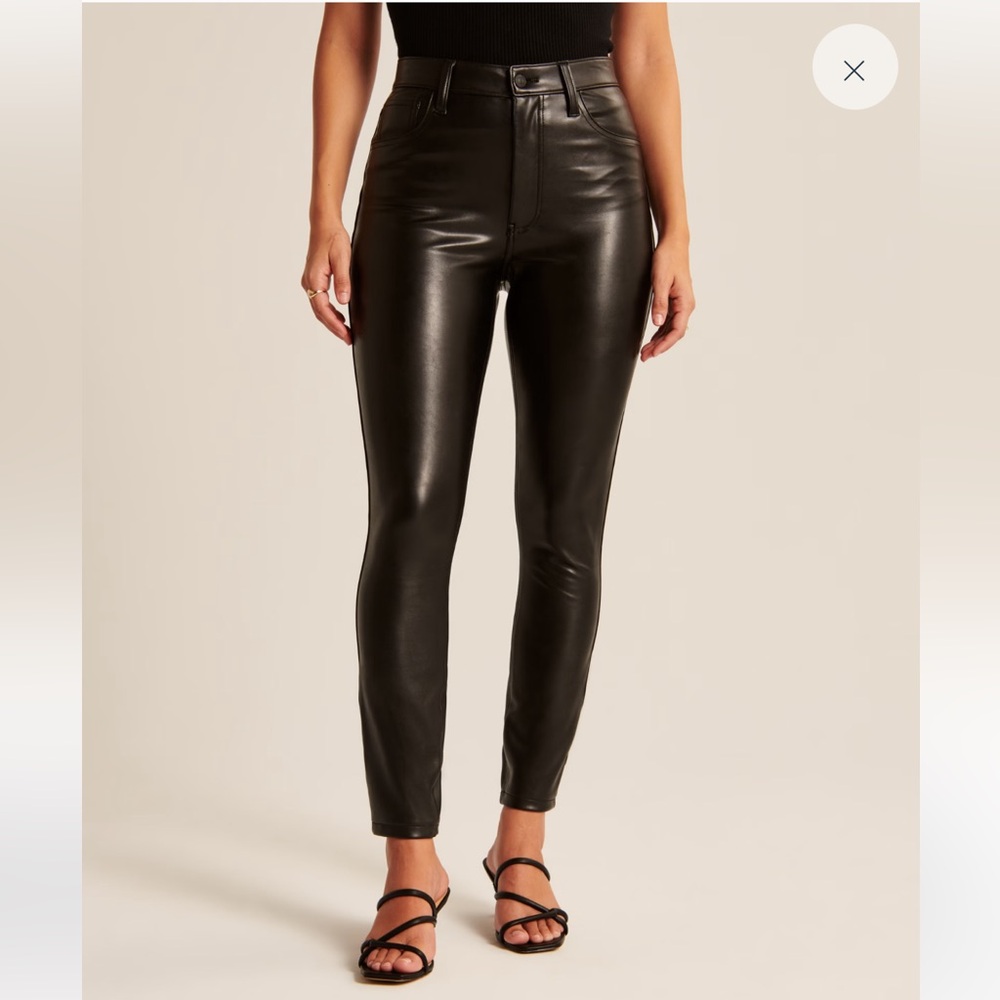 NEW Abercrombie & Fitch Curve Love Vegan Leather Skinny Pant Black Size 33 / 16